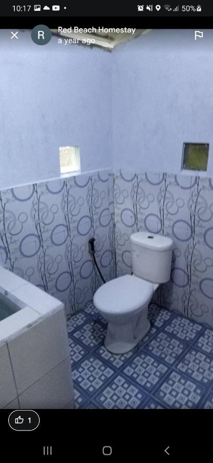 Red Beach Homestay Pasanggaran Exteriér fotografie